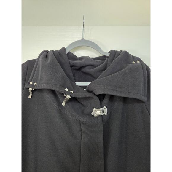 Sympli Canada Unique Fleece Warm Black Zip and Clasp Mid-Length Jacket, Size 10 - Picture 2 of 14